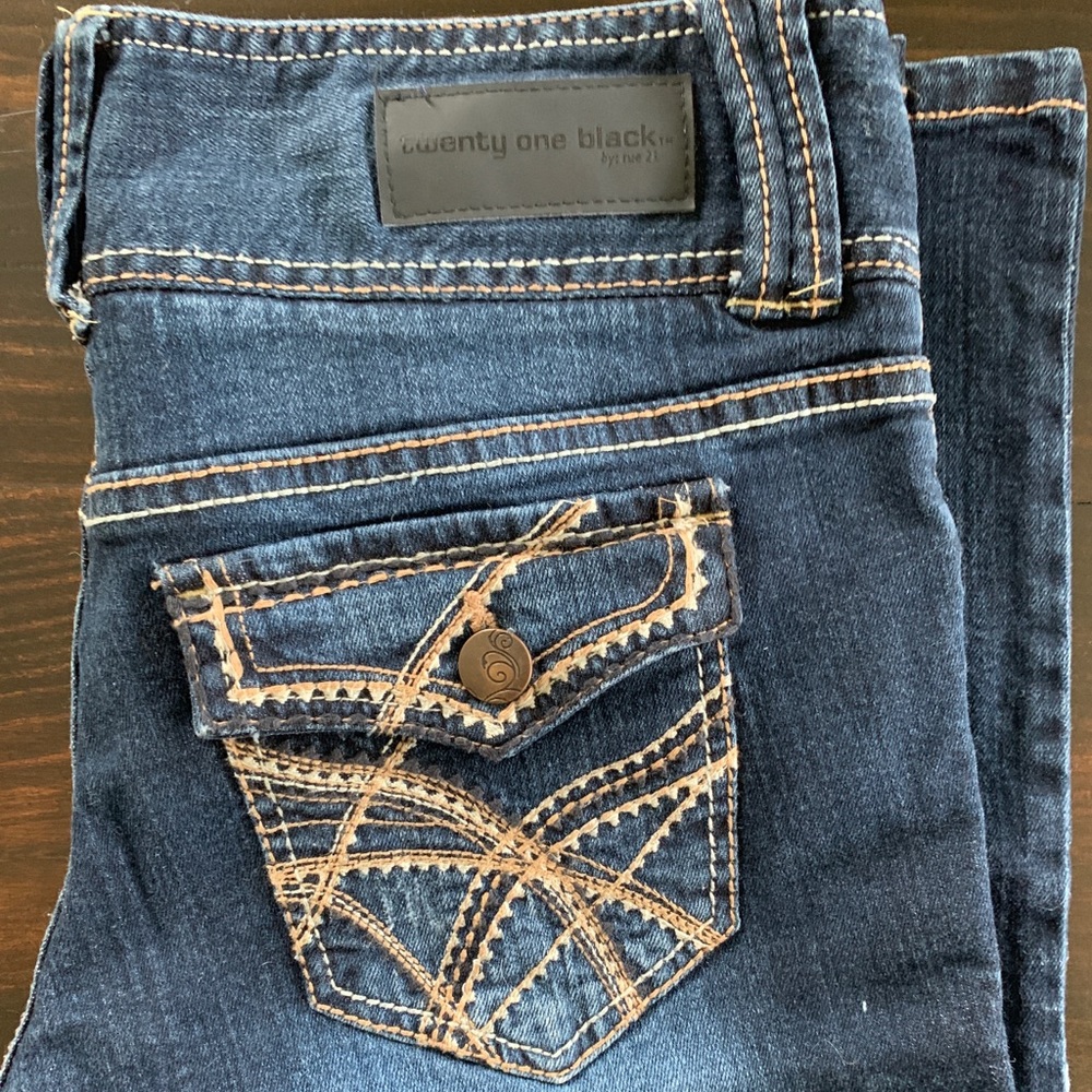 Rue21 (TwentyOne Black) Jeans - Picture 4 of 4